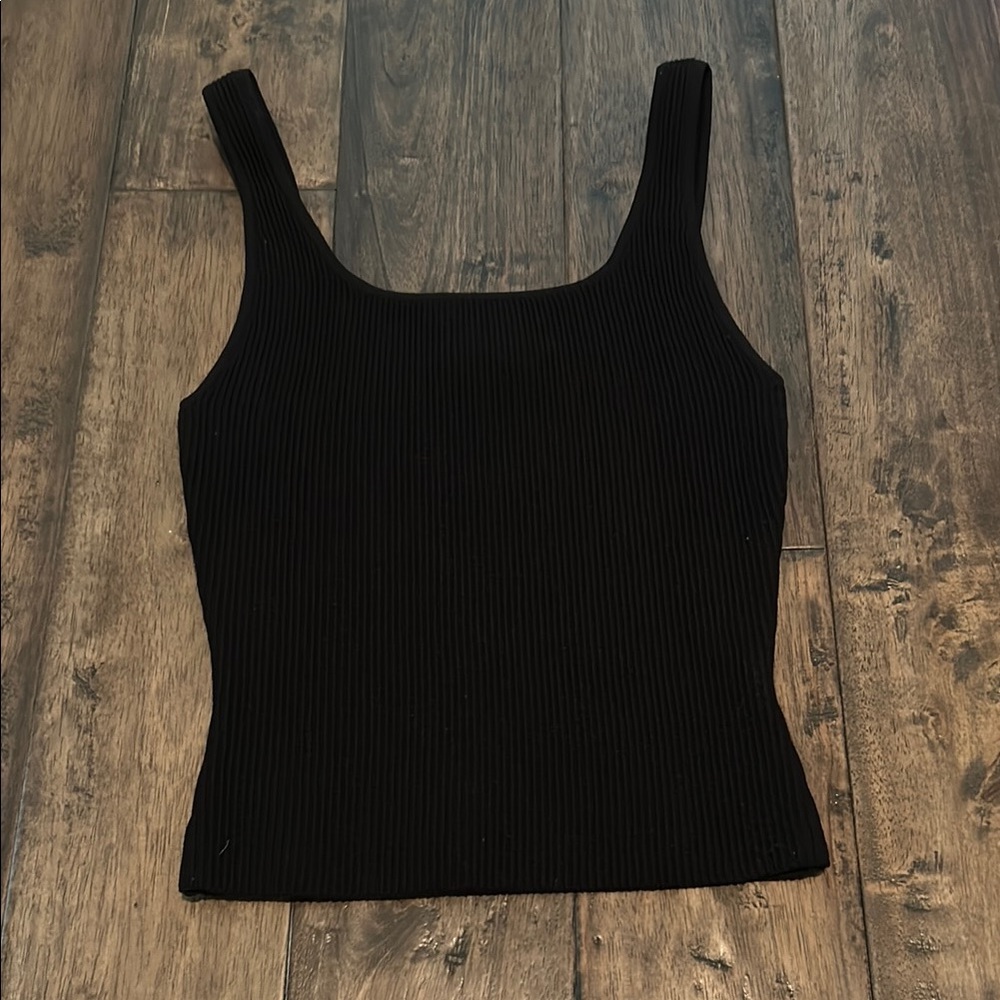 Babaton Black Fitted Sleeveless Tank Top